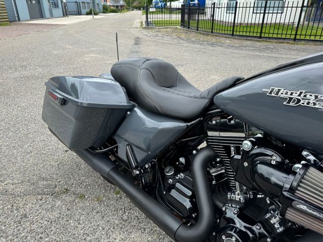 harley-davidson - street-glide-special-flhxs