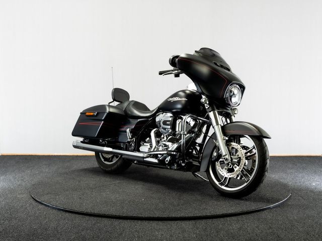 harley-davidson - street-glide-special-flhxs