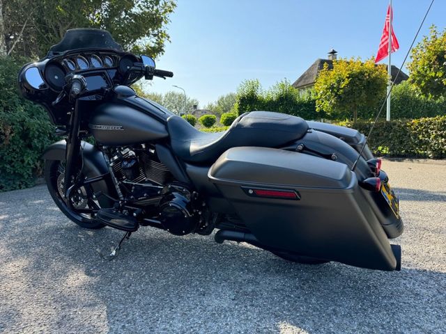 harley-davidson - street-glide-special-flhxs