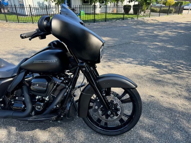 harley-davidson - street-glide-special-flhxs