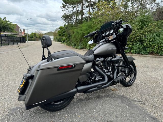 harley-davidson - street-glide-special-flhxs