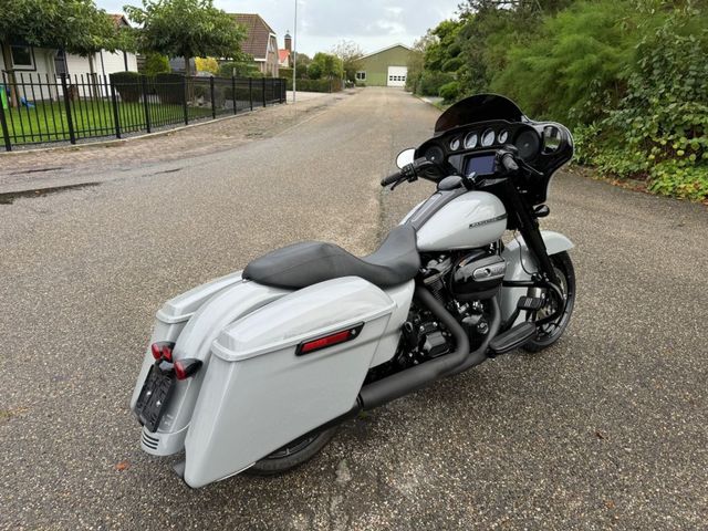 harley-davidson - street-glide-special-flhxs