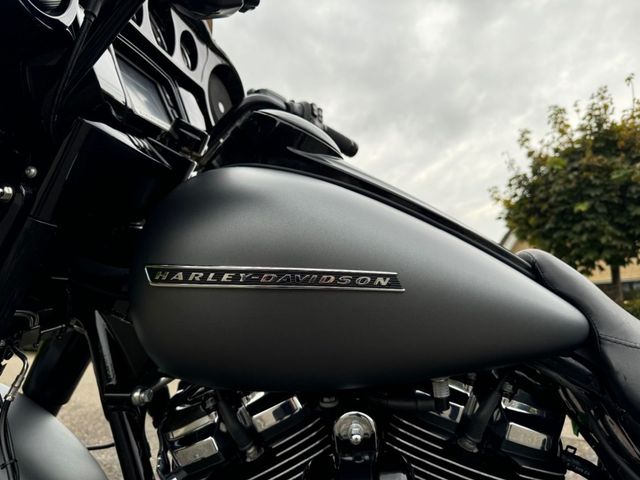 harley-davidson - street-glide-special-flhxs