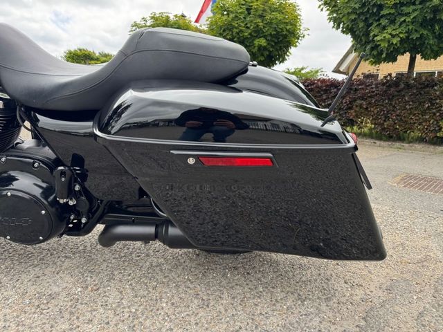 harley-davidson - street-glide-special-flhxs