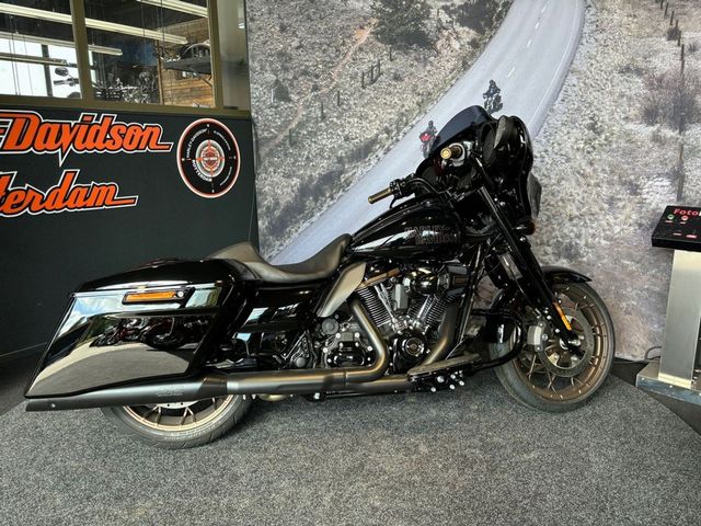 harley-davidson - street-glide-st-flhxst