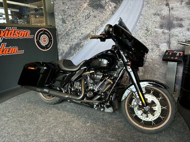 harley-davidson - street-glide-st-flhxst