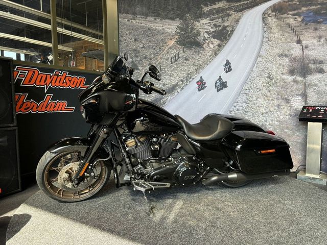 harley-davidson - street-glide-st-flhxst