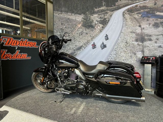 harley-davidson - street-glide-st-flhxst