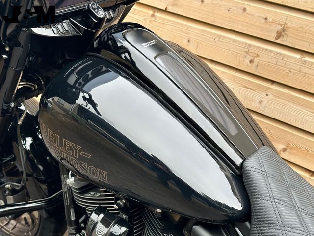 harley-davidson - street-glide-st-flhxst