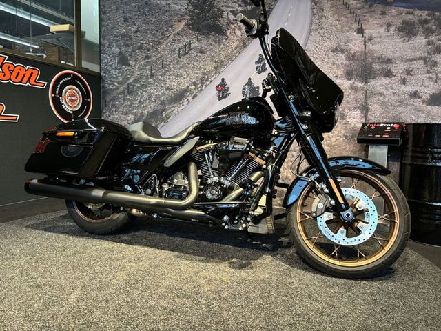 harley-davidson - street-glide-st-flhxst