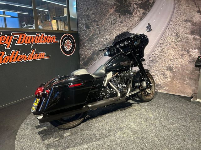 harley-davidson - street-glide-st-flhxst