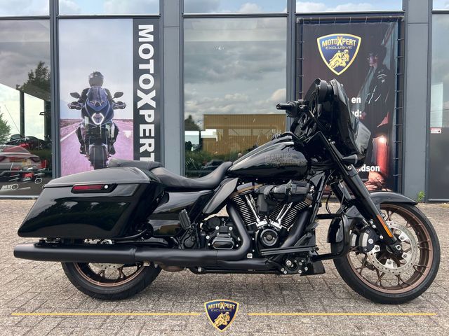 harley-davidson - street-glide-st-flhxst