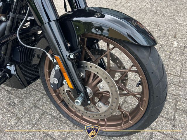 harley-davidson - street-glide-st-flhxst