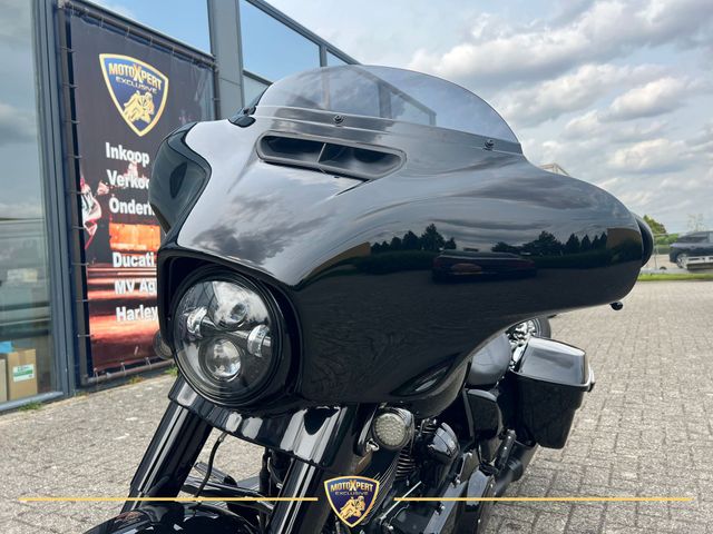 harley-davidson - street-glide-st-flhxst