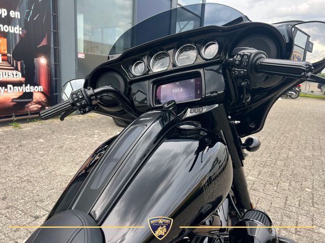 harley-davidson - street-glide-st-flhxst