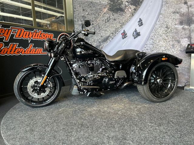 harley-davidson - tri-glide-freewheeler