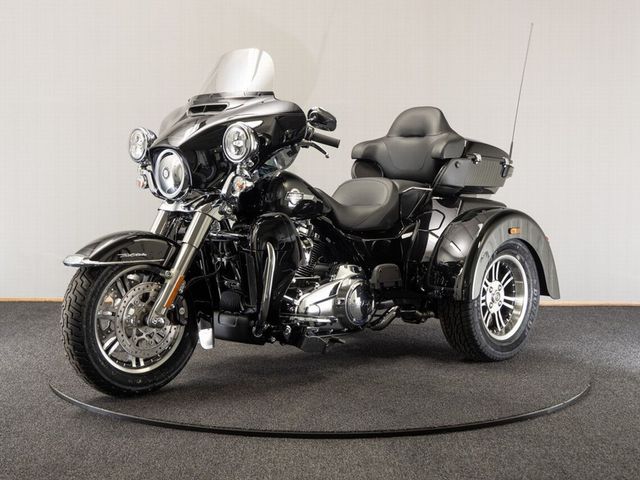 harley-davidson - tri-glide-ultra-classic-flhtcutg