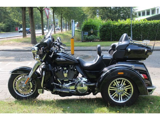 harley-davidson - tri-glide-ultra-classic-flhtcutg