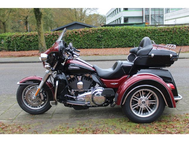 harley-davidson - tri-glide-ultra-classic-flhtcutg