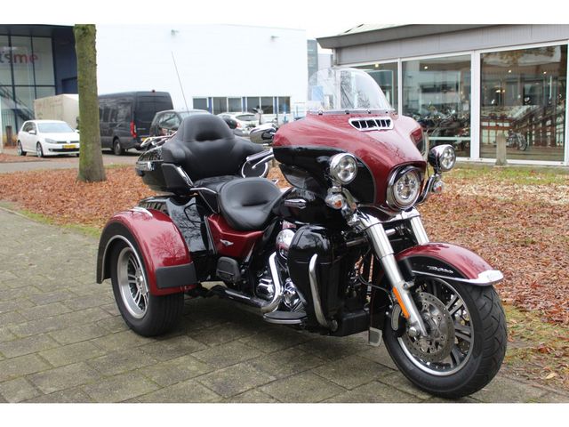 harley-davidson - tri-glide-ultra-classic-flhtcutg