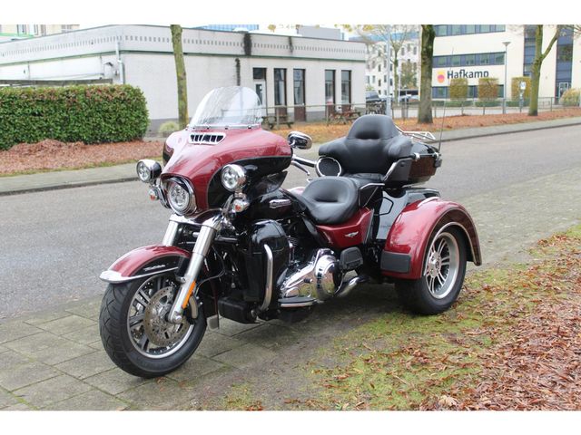 harley-davidson - tri-glide-ultra-classic-flhtcutg