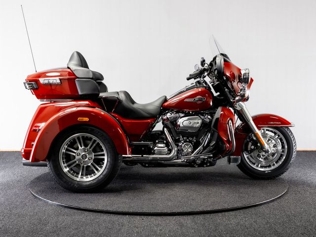 harley-davidson - tri-glide-ultra-classic-flhtcutg