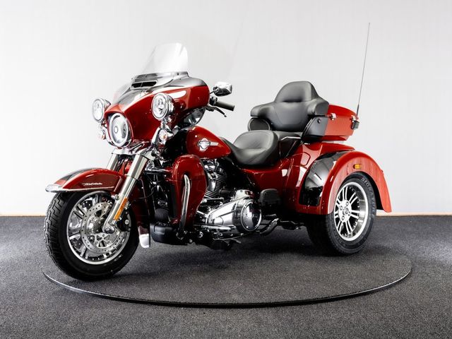 harley-davidson - tri-glide-ultra-classic-flhtcutg