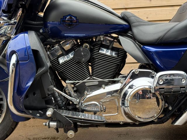harley-davidson - tri-glide-ultra-classic-flhtcutg