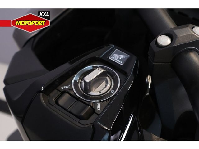 honda - adv-350