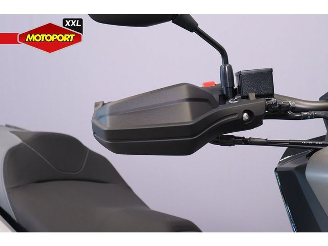 honda - adv-350