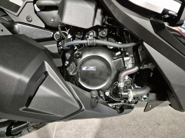 honda - adv-350