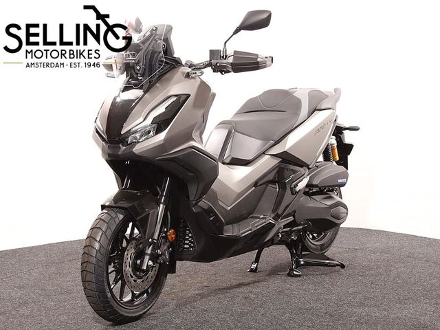 honda - adv-350