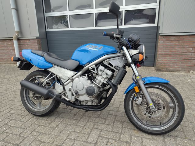 honda - cb-1