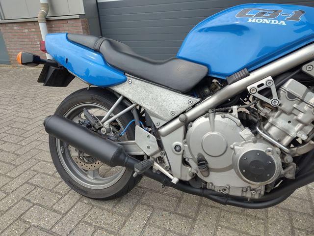 honda - cb-1