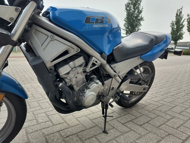 honda - cb-1