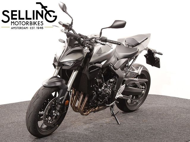 honda - cb-1000-hornet