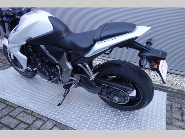 honda - cb-1000-r