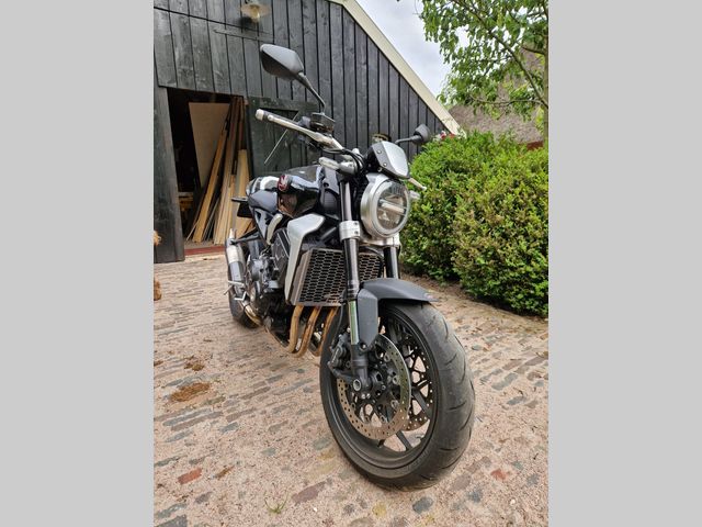 honda - cb-1000-r