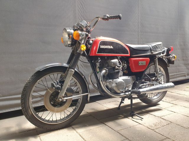 honda - cb-200
