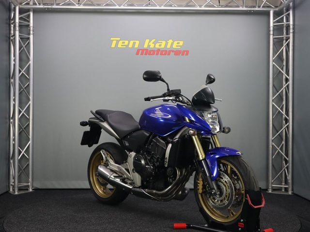 honda - cb-600-f-hornet-abs