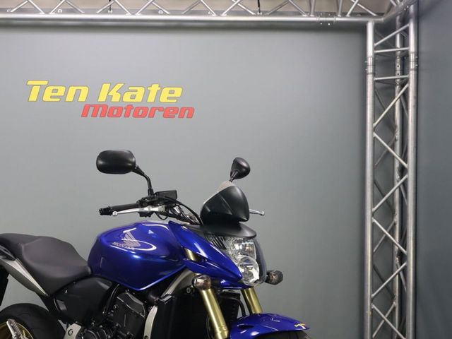 honda - cb-600-f-hornet-abs