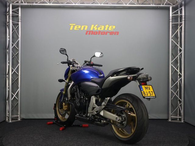 honda - cb-600-f-hornet-abs