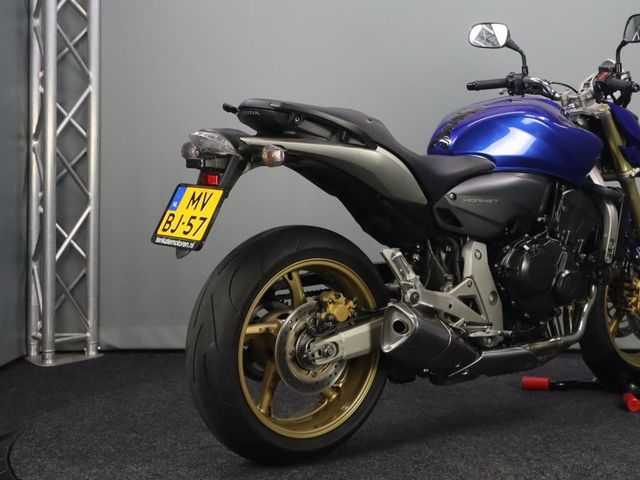 honda - cb-600-f-hornet-abs