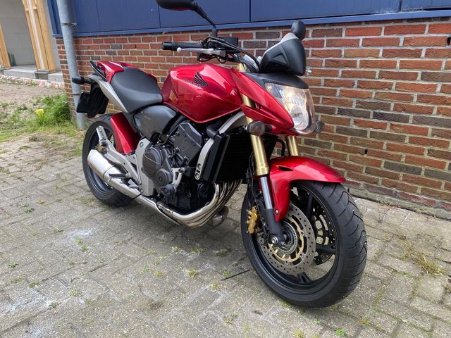 honda - cb-600-f-hornet-abs