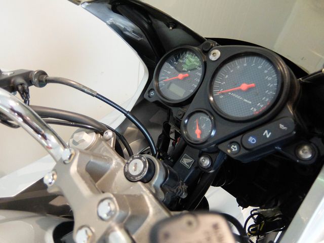 honda - cb-600-s-tophalf