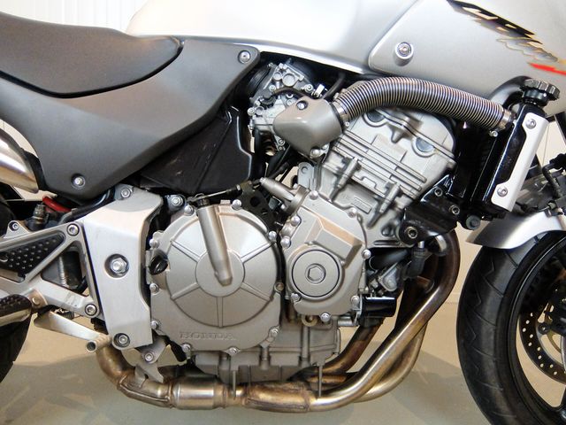 honda - cb-600-s-tophalf