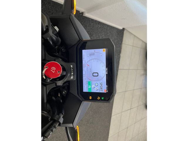 honda - cb-750-hornet