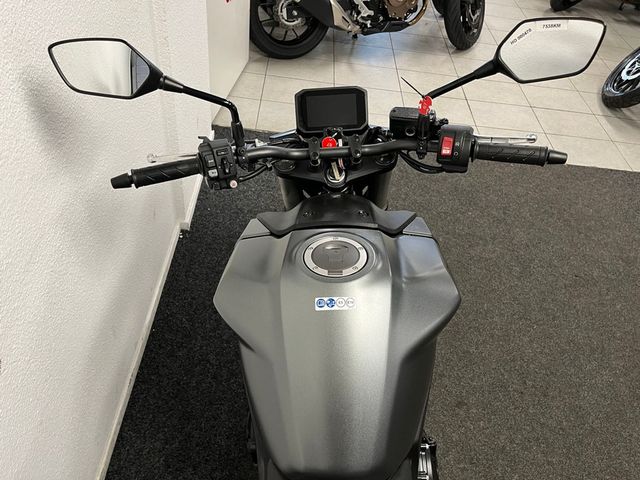 honda - cb-750-hornet