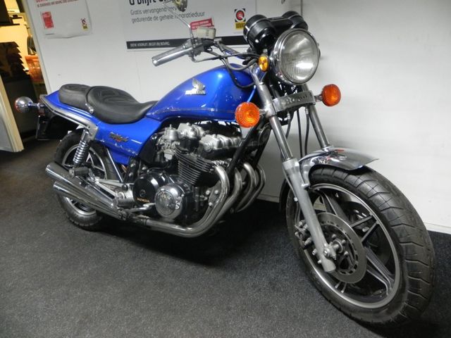 honda - cb-750-sc-nighthawk