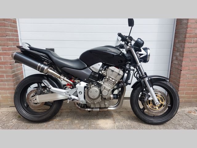 honda - cb-900-f-hornet